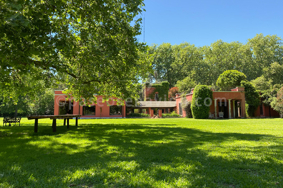 Main guest house of Estancia La Bandada